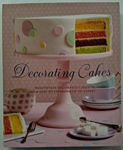 Load image into Gallery viewer, DECORATING CAKES - Pamela Clark