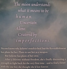 Load image into Gallery viewer, SHATTER ME - Tahereh Mafi