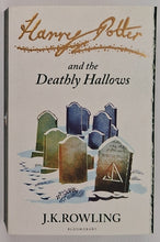 Load image into Gallery viewer, HARRY POTTER AND THE DEATHLY HOLLOWS - J.K. Rowling