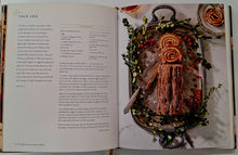 Load image into Gallery viewer, THE OFFICIAL DOWNTON ABBEY COOKBOOK - Annie Gray, Gareth Neame