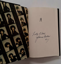 Load image into Gallery viewer, HEART ON MY SLEEVE - Jeanne Beker, Linda Evangelista
