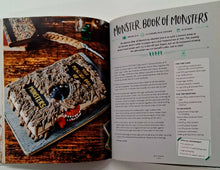 Load image into Gallery viewer, THE OFFICIAL HARRY POTTER BAKING BOOK - Joanna Farrow