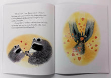 Load image into Gallery viewer, THE KISSING HAND - Audrey Penn