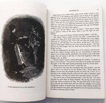 Load image into Gallery viewer, THE MEMOIRS OF SHERLOCK HOLMES - Sir Arthur Conan Doyle