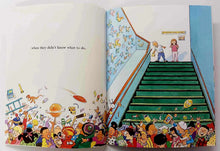 Load image into Gallery viewer, WE SHARE EVERYTHING! - Robert Munsch