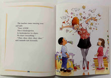 Load image into Gallery viewer, WE SHARE EVERYTHING! - Robert Munsch
