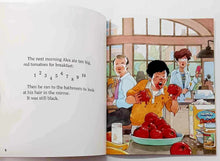 Load image into Gallery viewer, SEEING RED - Robert Munsch