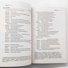 Load image into Gallery viewer, HAMLET - William Shakespeare, Jonathan Bate, Eric Rasmussen