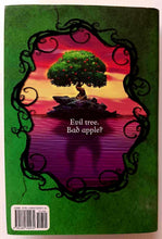 Load image into Gallery viewer, THE ISLE OF THE LOST - Melissa de la Cruz