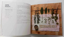 Load image into Gallery viewer, VINEGAR SOCKS - Karin Berndl, Nici Hofer