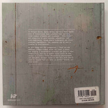 Load image into Gallery viewer, VINEGAR SOCKS - Karin Berndl, Nici Hofer