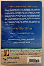 Load image into Gallery viewer, THE SUMMER HOUSE - Hannah McKinnon