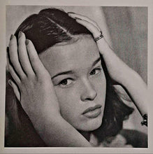 Load image into Gallery viewer, THE RAINBOW COMES AND GOES - Anderson Cooper, Gloria Vanderbilt