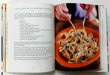 Load image into Gallery viewer, BAREFOOT CONTESSA FAMILY STYLE - Ina Garten