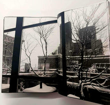 Load image into Gallery viewer, A PHOTOGRAPHER'S LIFE - Annie Leibovitz