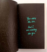 Load image into Gallery viewer, CARRY ON - Rainbow Rowell