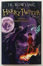 Load image into Gallery viewer, HARRY POTTER AND THE DEATHLY HOLLOWS - J.K. Rowling
