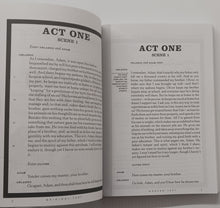 Load image into Gallery viewer, AS YOU LIKE IT - William Shakespeare, SparkNotes
