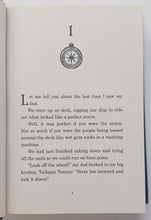 Load image into Gallery viewer, TREASURE HUNTERS - James Patterson, Chris Grabenstein
