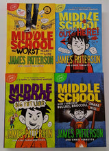 Load image into Gallery viewer, MIDDLE SCHOOL (SET) - James Patterson, Chris Tebbetts
