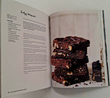 Load image into Gallery viewer, VEGAN COMFORT CLASSICS - Lauren Toyota
