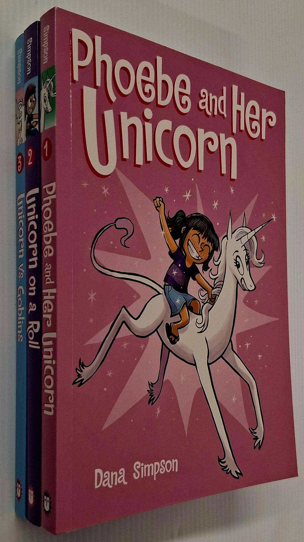 PHEOBE AND HER UNICORN (SET) - Dana Simpson