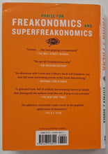 Load image into Gallery viewer, THINK LIKE A FREAK - Steven D. Levitt, Stephen J. Dubner
