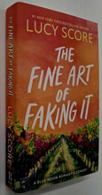Load image into Gallery viewer, THE FINE ART OF FAKING IT - Lucy Score
