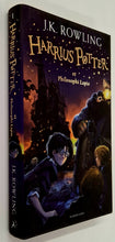 Load image into Gallery viewer, HARRIUS POTTER ET PHILOSOPHI LAPIS - J.K. Rowling
