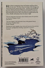 Load image into Gallery viewer, HARRY POTTER AND THE DEATHLY HOLLOWS - J.K. Rowling
