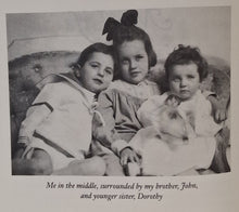 Load image into Gallery viewer, MY LIFE IN FRANCE - Julia Child, Alex Prud'Homme
