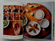 Load image into Gallery viewer, EVERYDAY KOREAN - Kim Sunee, Seung Hee Lee
