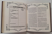 Load image into Gallery viewer, THE BOOK OF TAROT - Sahar Huneidi Palmer
