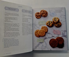 Load image into Gallery viewer, BACK TO BAKING - Anna Olson
