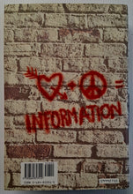 Load image into Gallery viewer, HEARTS IN ATLANTIS - Stephen King
