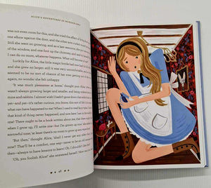 ALICE'S ADVENTURES IN WONDERLAND - Lewis Carroll