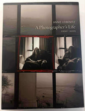 Load image into Gallery viewer, A PHOTOGRAPHER&#39;S LIFE - Annie Leibovitz
