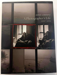 A PHOTOGRAPHER'S LIFE - Annie Leibovitz