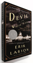 Load image into Gallery viewer, DEVIL IN THE WHITE CITY - Erik Larson
