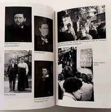 Load image into Gallery viewer, HITCH 22 - Christopher Hitchens
