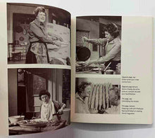 Load image into Gallery viewer, JULIA'S KITCHEN WISDOM - Julia Child
