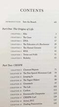 Load image into Gallery viewer, THE CODE BREAKER - Walter Isaacson
