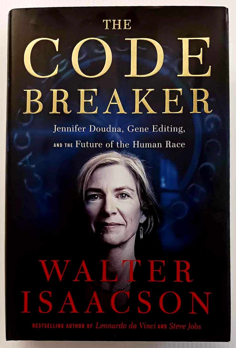 THE CODE BREAKER - Walter Isaacson