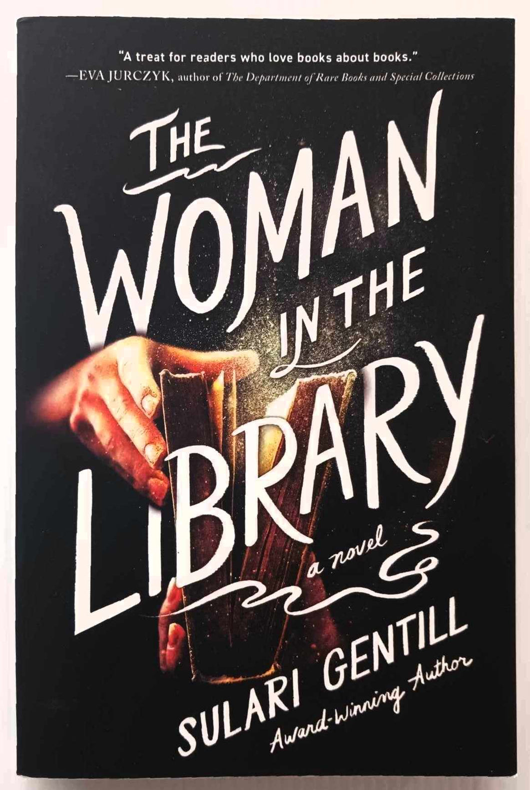 THE WOMAN IN THE LIBRARY - Sulari Gentill