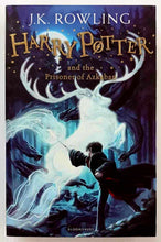 Load image into Gallery viewer, HARRY POTTER AND THE PRISONER OF AZKABAN - J.K. Rowling
