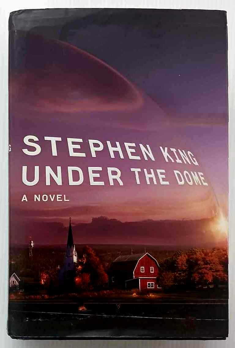 UNDER THE DOME - Stephen King