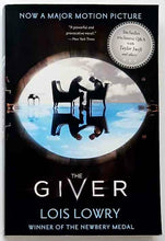 Load image into Gallery viewer, THE GIVER - Lois Lowry
