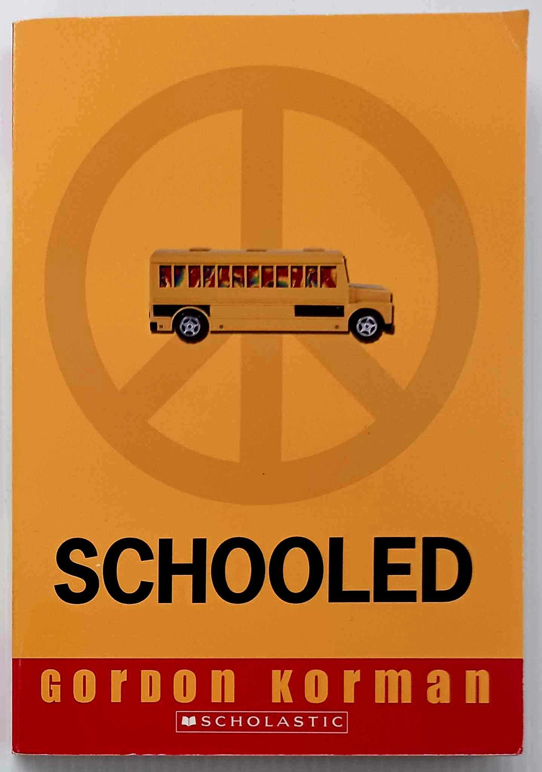 SCHOOLED - Gordon Korman