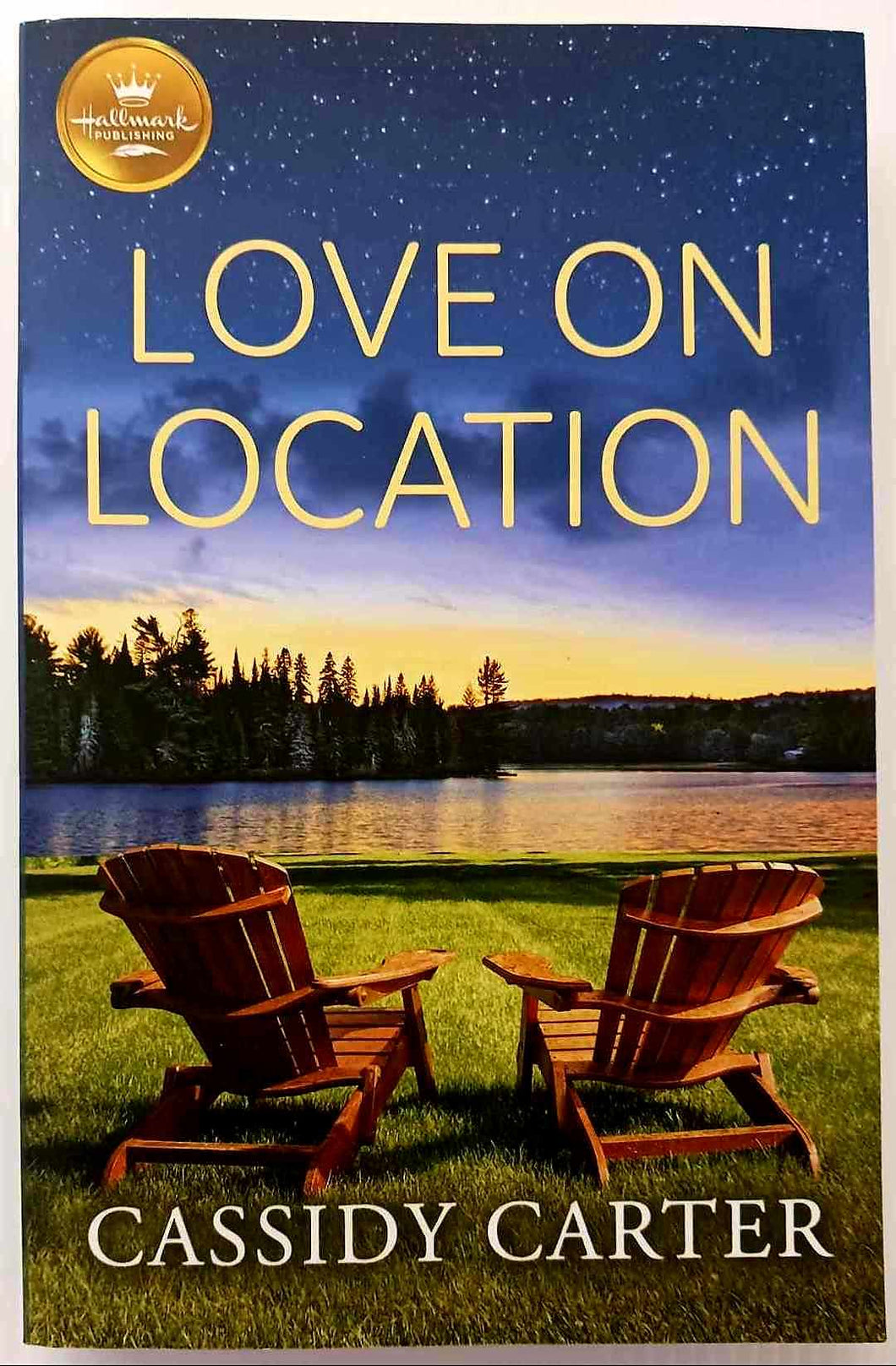 LOVE ON LOCATION - Cassidy Carter