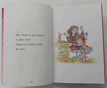 Load image into Gallery viewer, FANCY NANCY&#39;S PHONICS FUN - Jane O&#39;Connor
